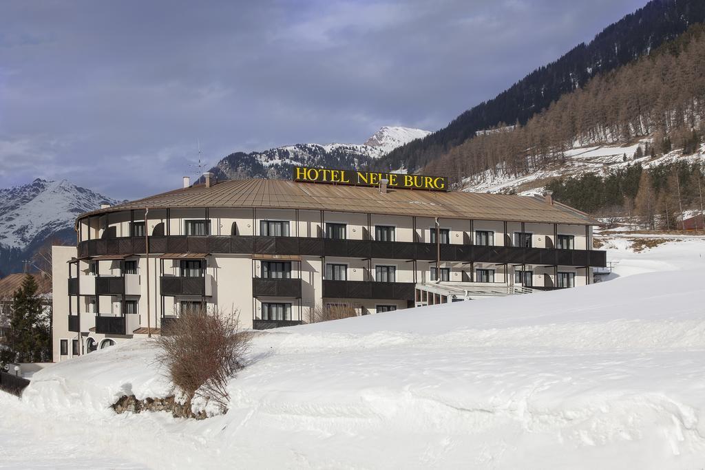 Hotel Neue Burg Наудерс Экстерьер фото